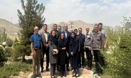 بازدید جناب آقای دکتر طاهری معاون سازمان ملی استاندارد و هیئت همراه از شرکت مهندسی و تحقیقات صنایع لاستیک